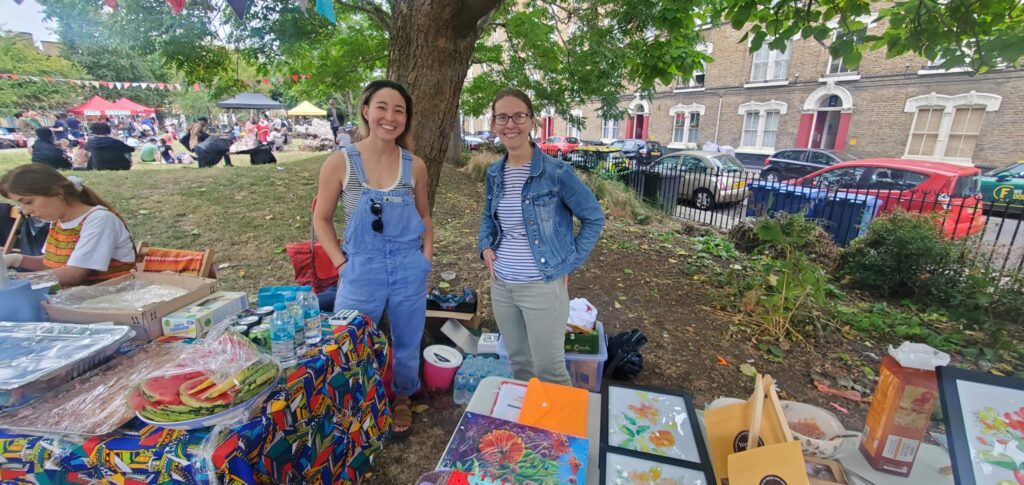 Two volunteer fundraising assistant